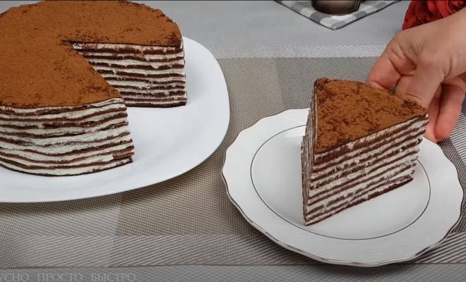 Шоколадно Блинный торт с творожным кремом рецепт