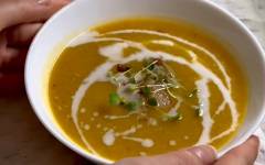 Ароматный тыквенный крем суп с беконном
