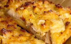 Картофельный пирог «Сбричолата» с грибами и сыром