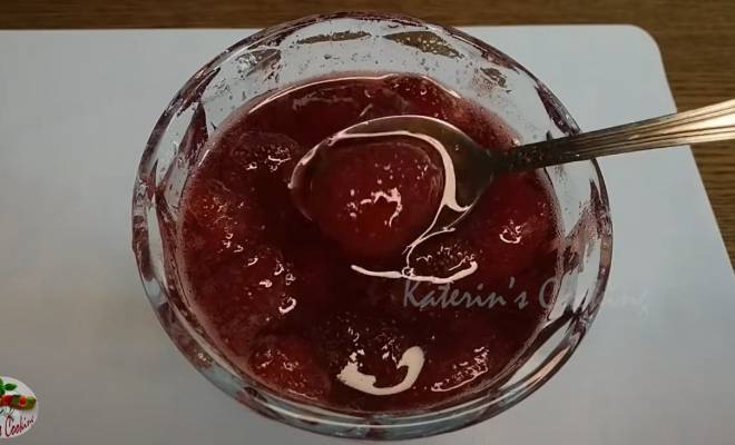 Видео Варенье из клубники с целыми ягодами на зиму рецепт