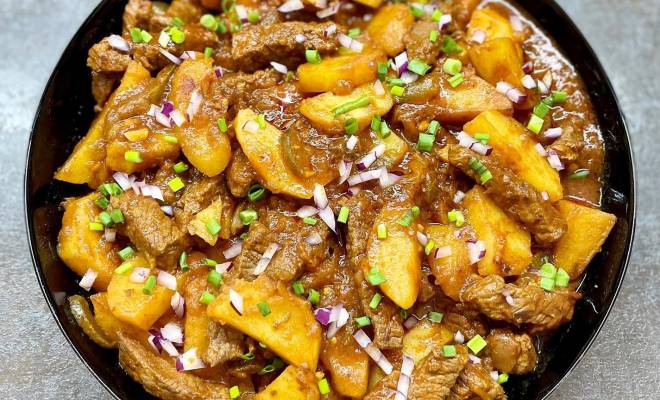 Азу по татарски из говядины и картошки с солеными огурцами рецепт