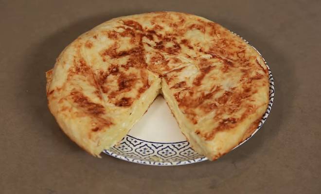 Ленивая ачма из лаваша с сыром на сковороде рецепт
