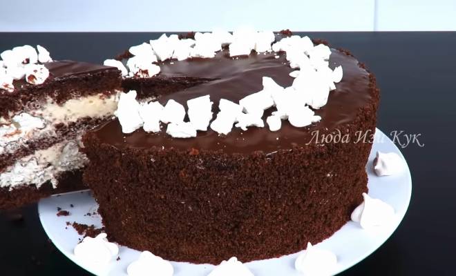 Видео Шоколадный торт Орфей Мирель с безе и кремом муслин рецепт
