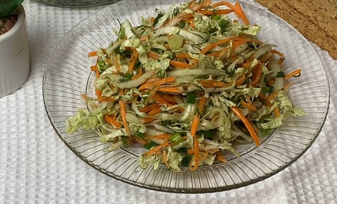 Видео Салат из пекинской капусты и моркови рецепт