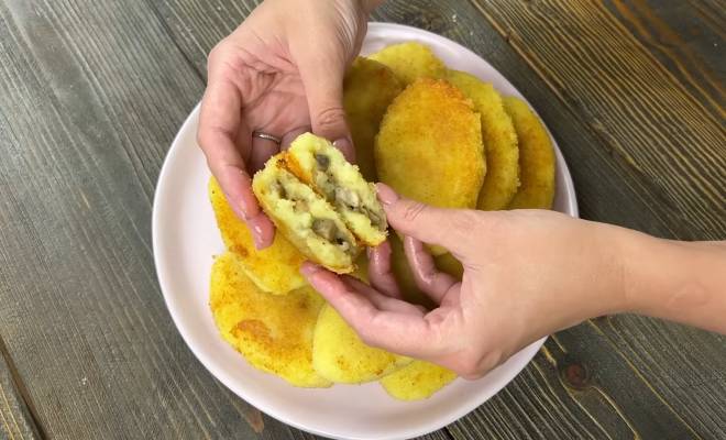 Видео Постные картофельные зразы с грибами рецепт