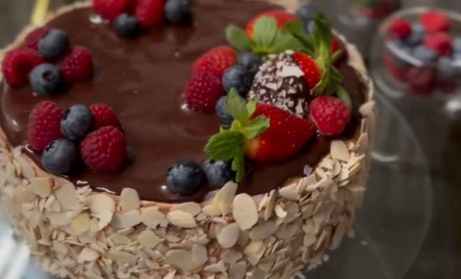 Видео Шоколадно банановый торт рецепт