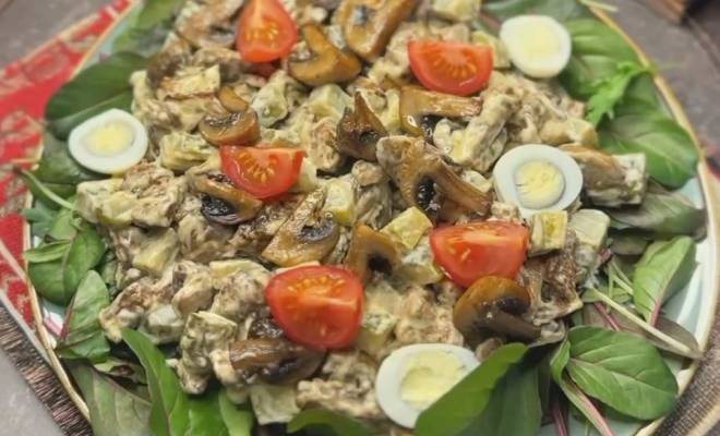 Салат из говядины, грибов, соленых огурцов и луком рецепт