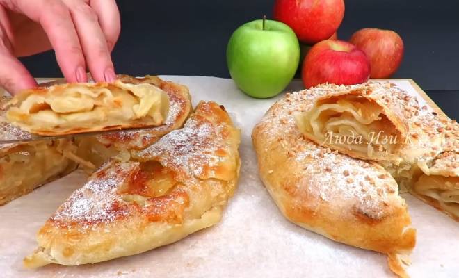 Видео Слоеный пирог одесский Вертута с яблоками в духовке и на сковороде рецепт