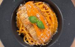 Паста Спагетти с Курицей в томатном соусе