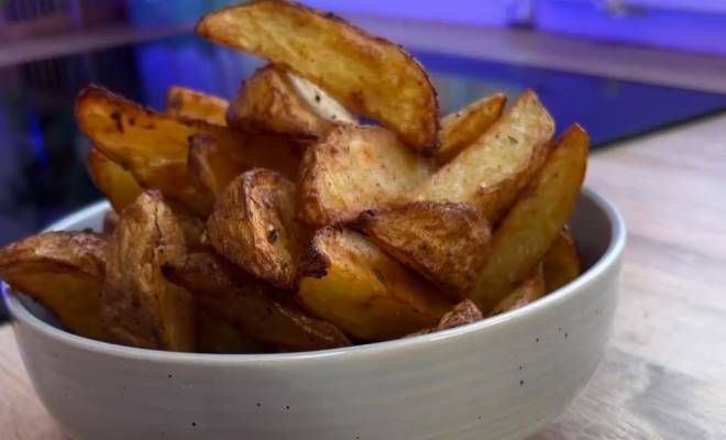 Видео Запеченный картофель по крестьянски в духовке рецепт