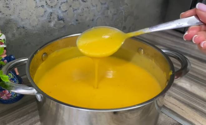 Видео Тыквенный крем суп с картошкой и сливками рецепт