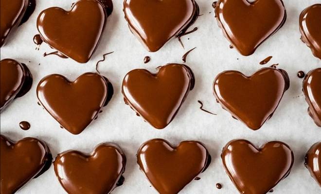Шоколадные имбирные печенья сердечки рецепт